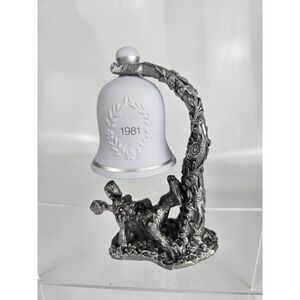 1981 Michael Ricker Pewter Rabbit Sculpture Porcelain‎ Bell Signed Numbered Ltd